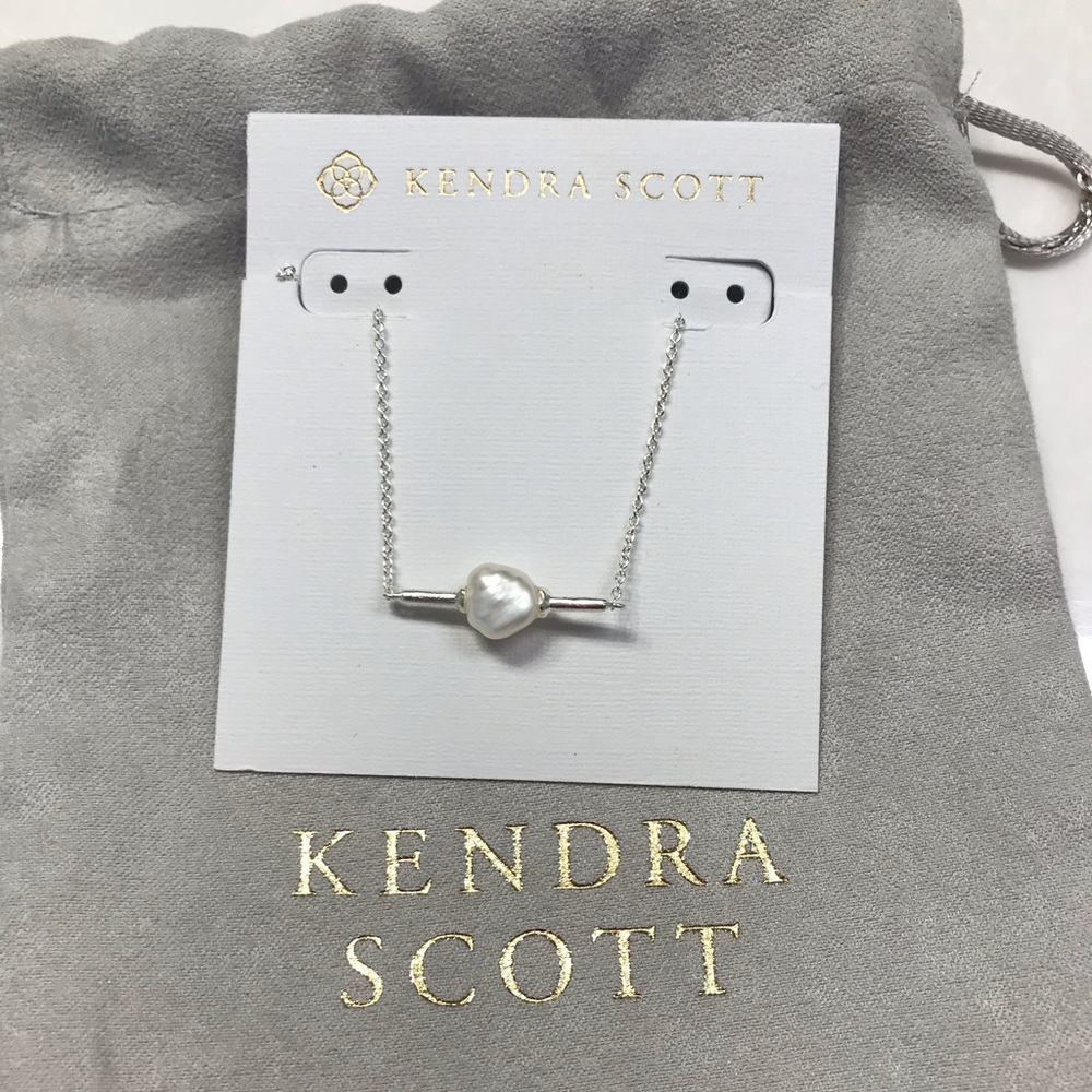 Kendra Scott Necklace